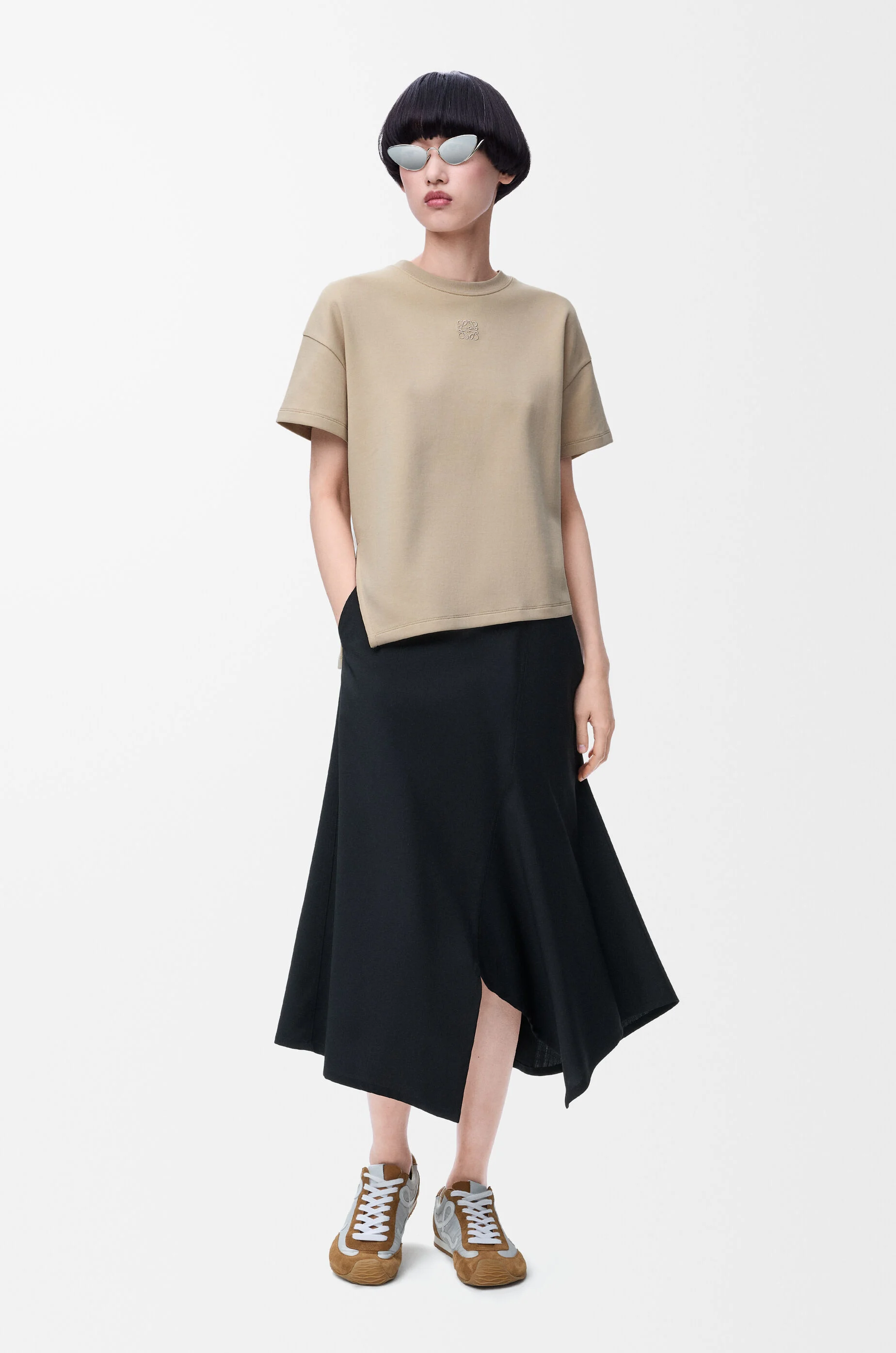 LOEWE Asymmetric cotton-blend T-shirt アシンメトリーTシャツ Asymmetric t-shirt in cotton blend Black - LOEWE