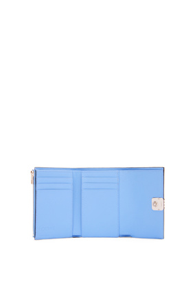 LOEWE Anagram small vertical wallet in pebble grain calfskin Celestine Blue plp_rd