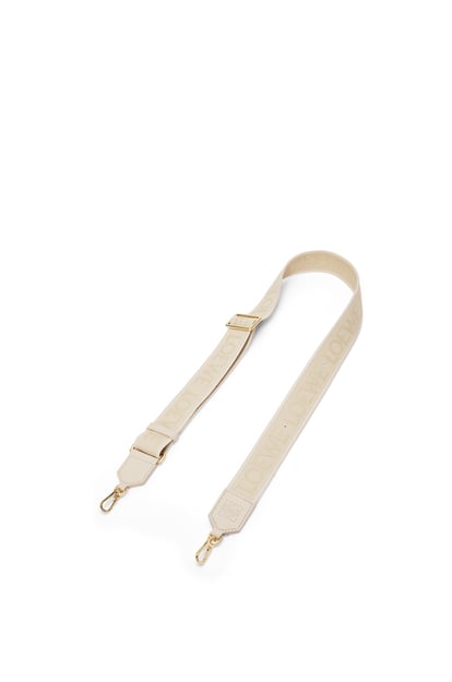 LOEWE Anagram pin strap in jacquard and classic calfskin 安哥拉兔毛白 plp_rd