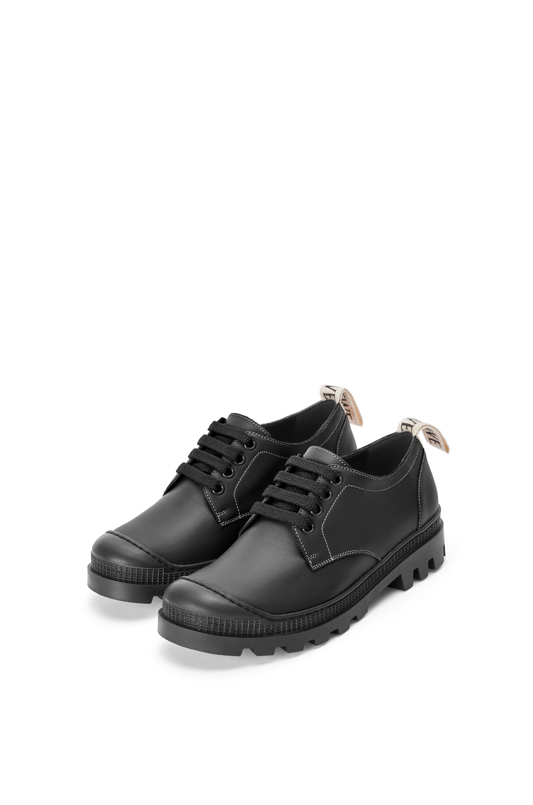 Zapato derby en piel de ternera con cordones Negro/Negro LOEWE