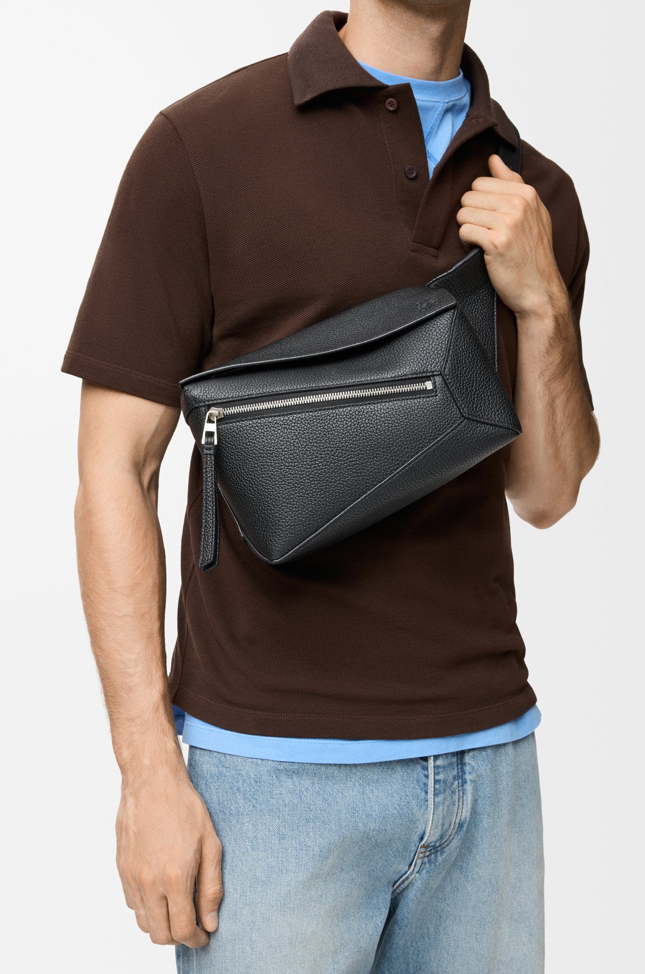 LOEWE Small Puzzle bumbag in grained calfskin Black