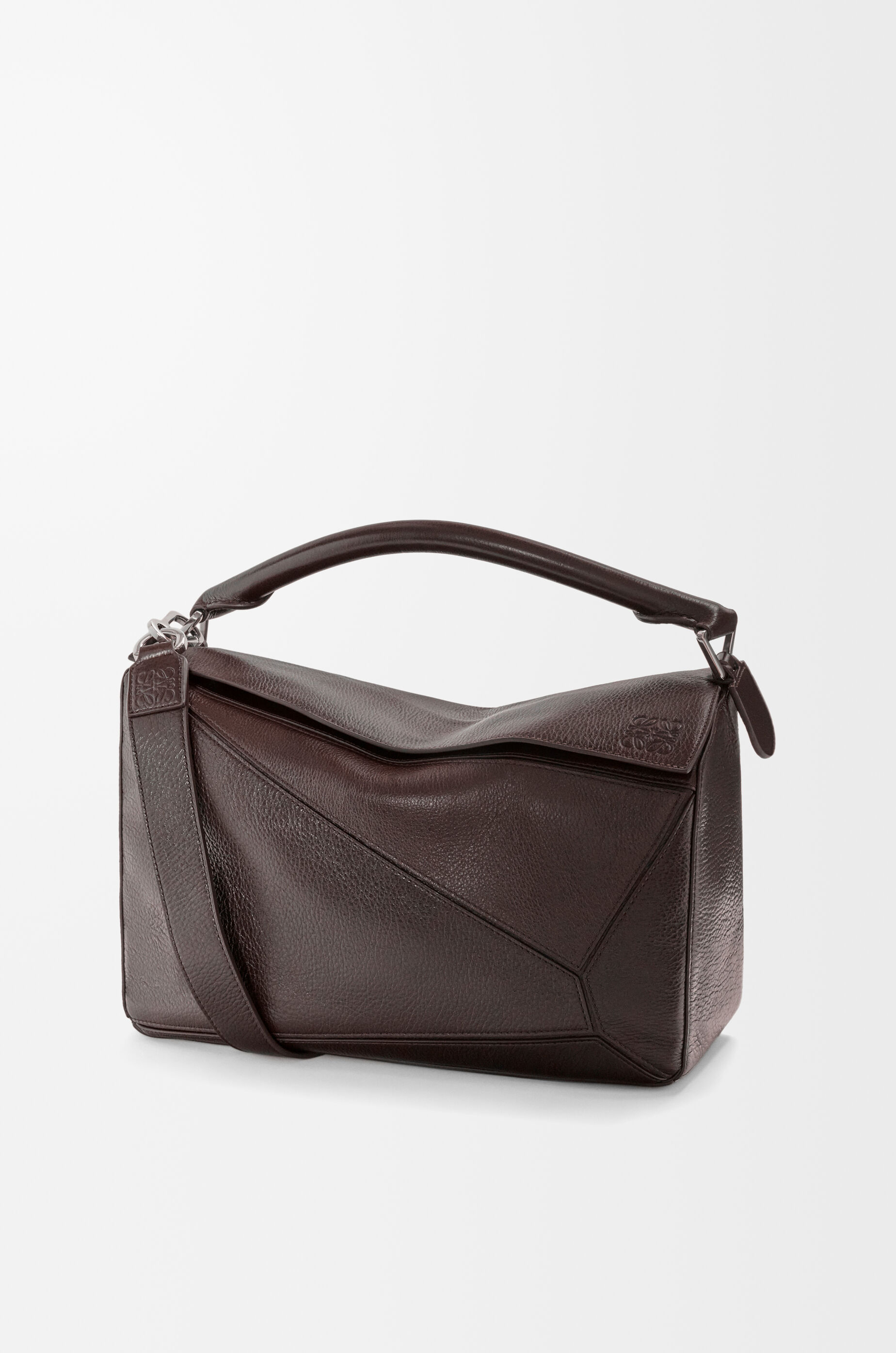 メンズ バッグ＆ウェア＆アクセサリー｜ロエベ ラグジュアリーコレクション - LOEWE