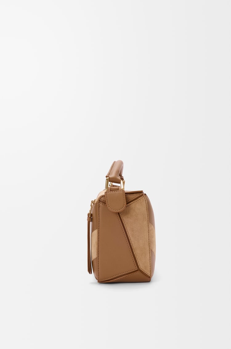 LOEWE Bolso Puzzle pequeño en piel de ternera y ante Roble