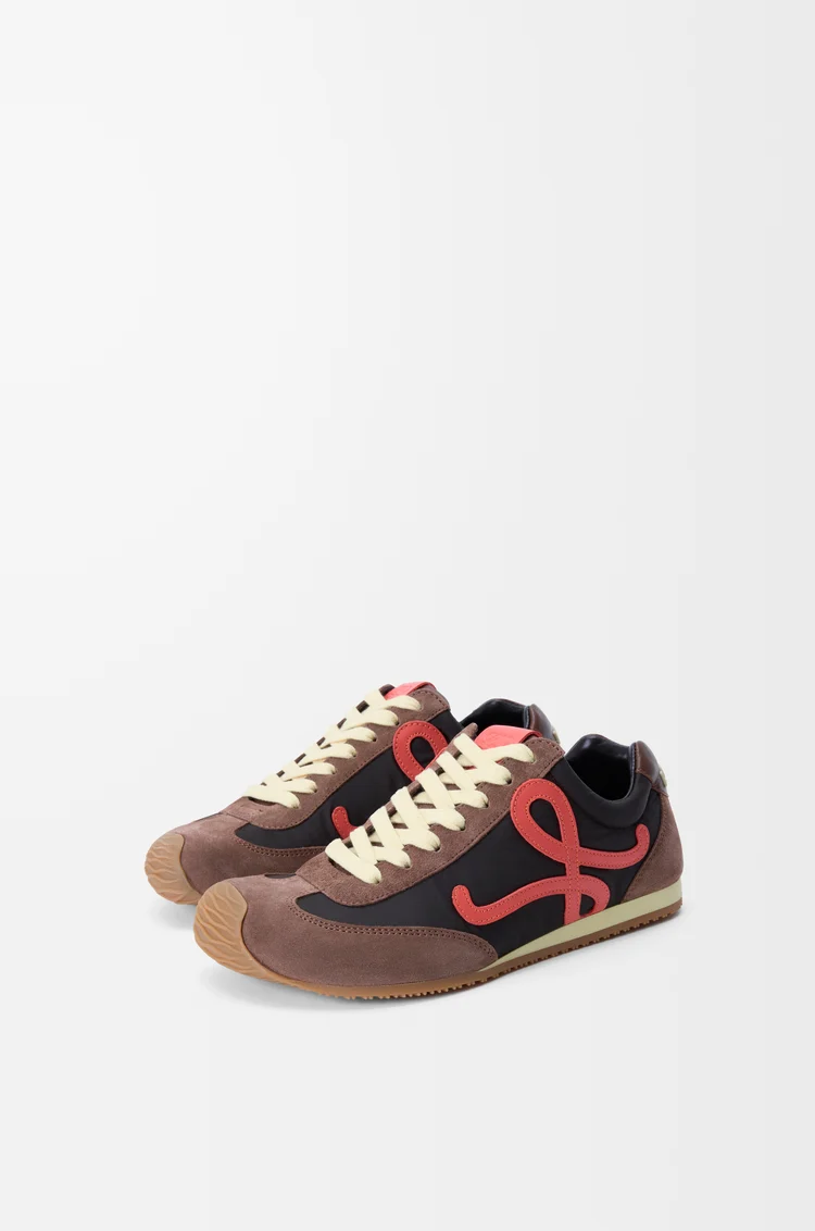 LOEWE Sneakers Ballet Runner 2.0 en nylon et cuir de veau Chocolat/Corail/Jaune