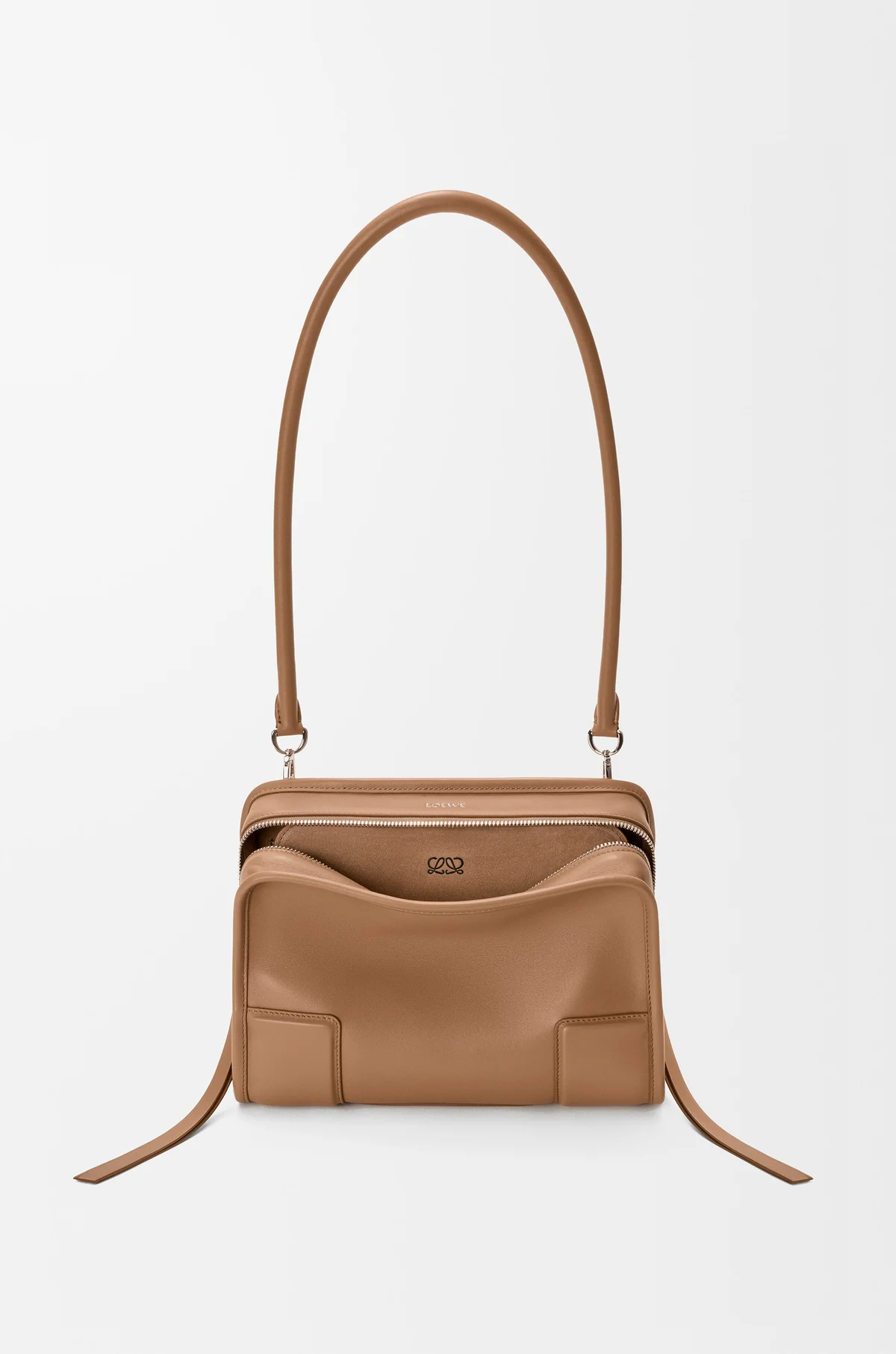新品未使用【LOEWE】アマソナ180 バッグ スモール（ソフトカーフ）