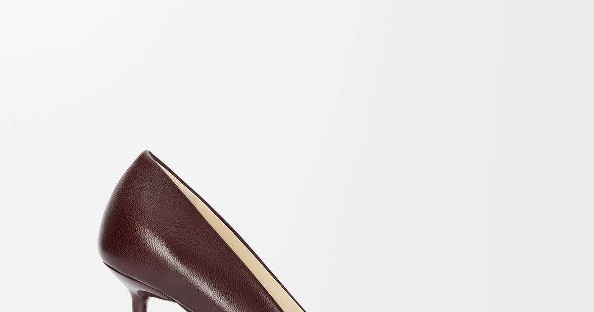 Toy Pumps aus Ziegenleder Rot - LOEWE