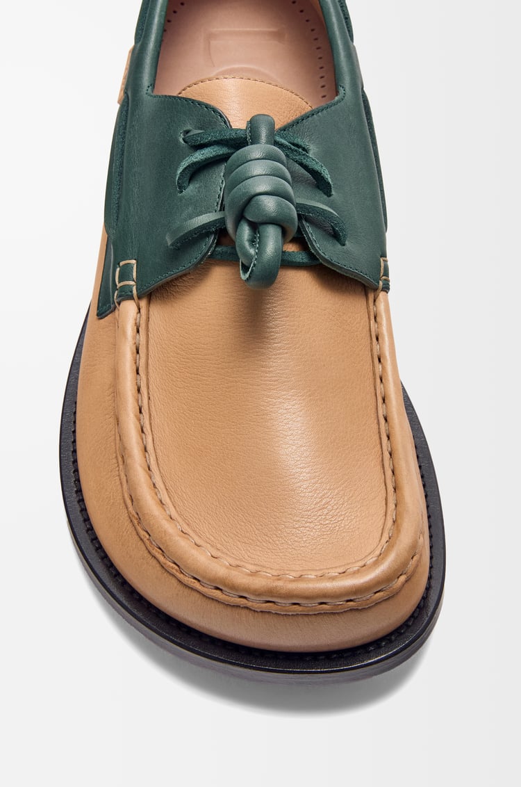 LOEWE Campo boat shoe in soft calfskin Cinnamon/Green