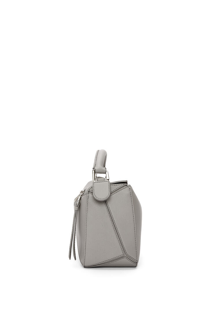 LOEWE Small Puzzle bag in classic calfskin Pearl Grey