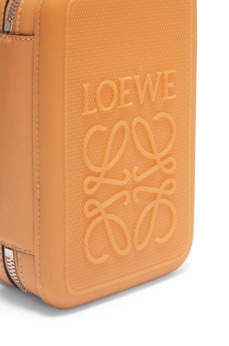 LOEWE Molded Sling in diamond rubber and calfskin Natural