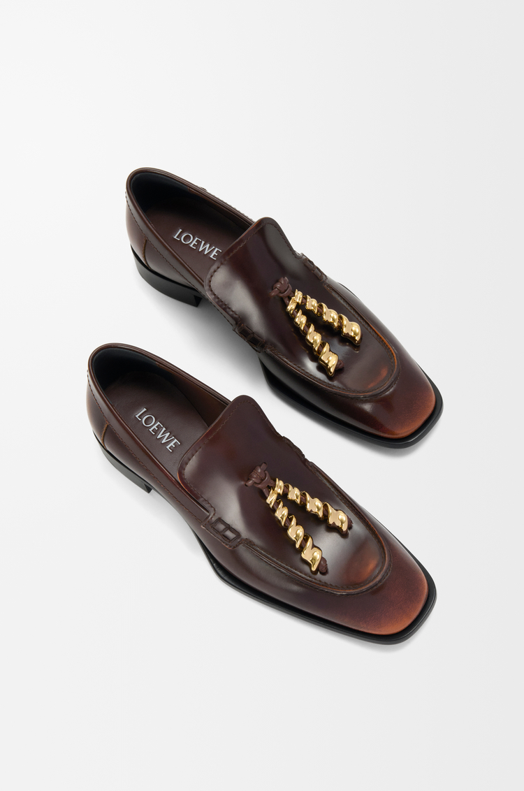 LOEWE 엣지 로퍼 - 브러시드 오프 카프스킨 브라운