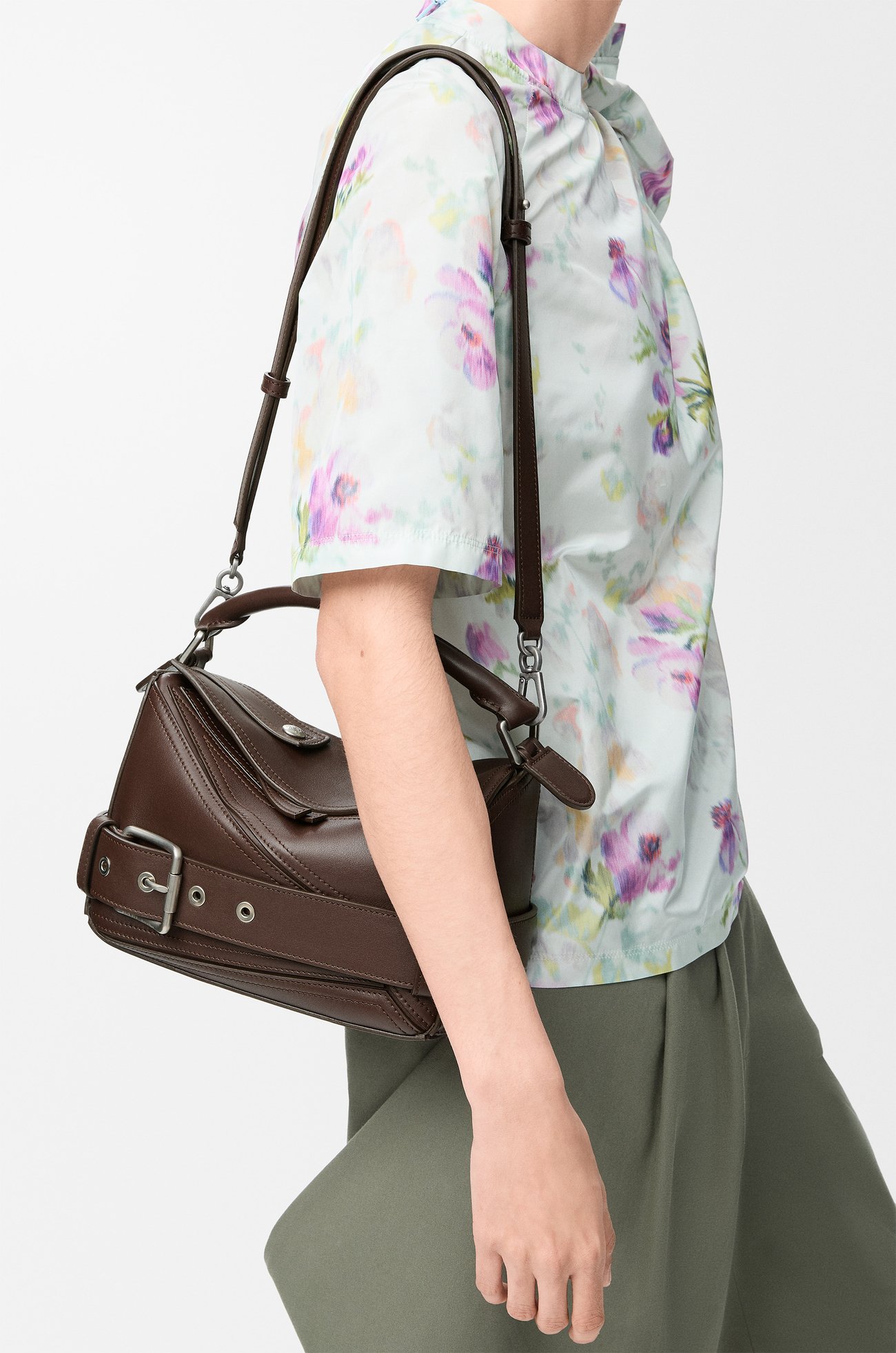 LOEWE Small Puzzle Biker bag in shiny calfskin Dark Brownie