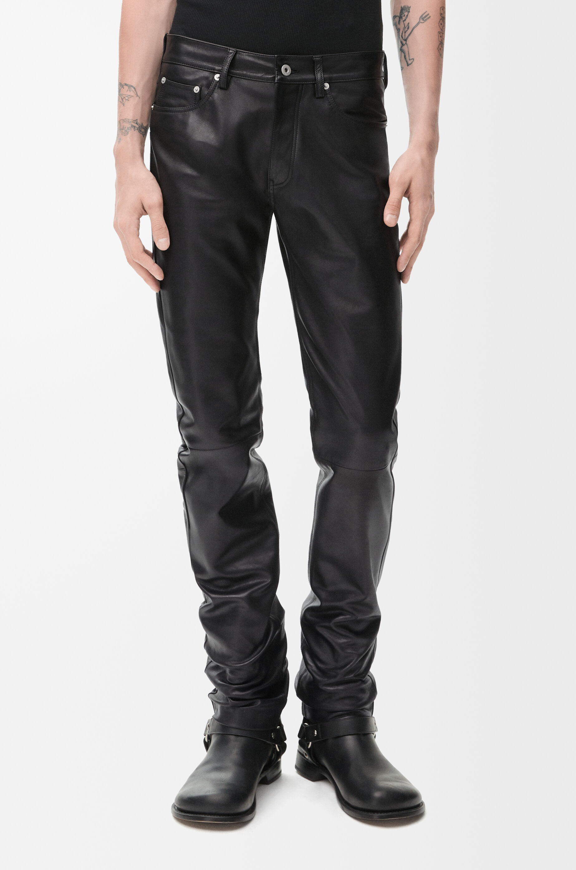 LOEWE パンツ H526Y1AX03 Straight leg trousers in nappa calfskin Black - LOEWE