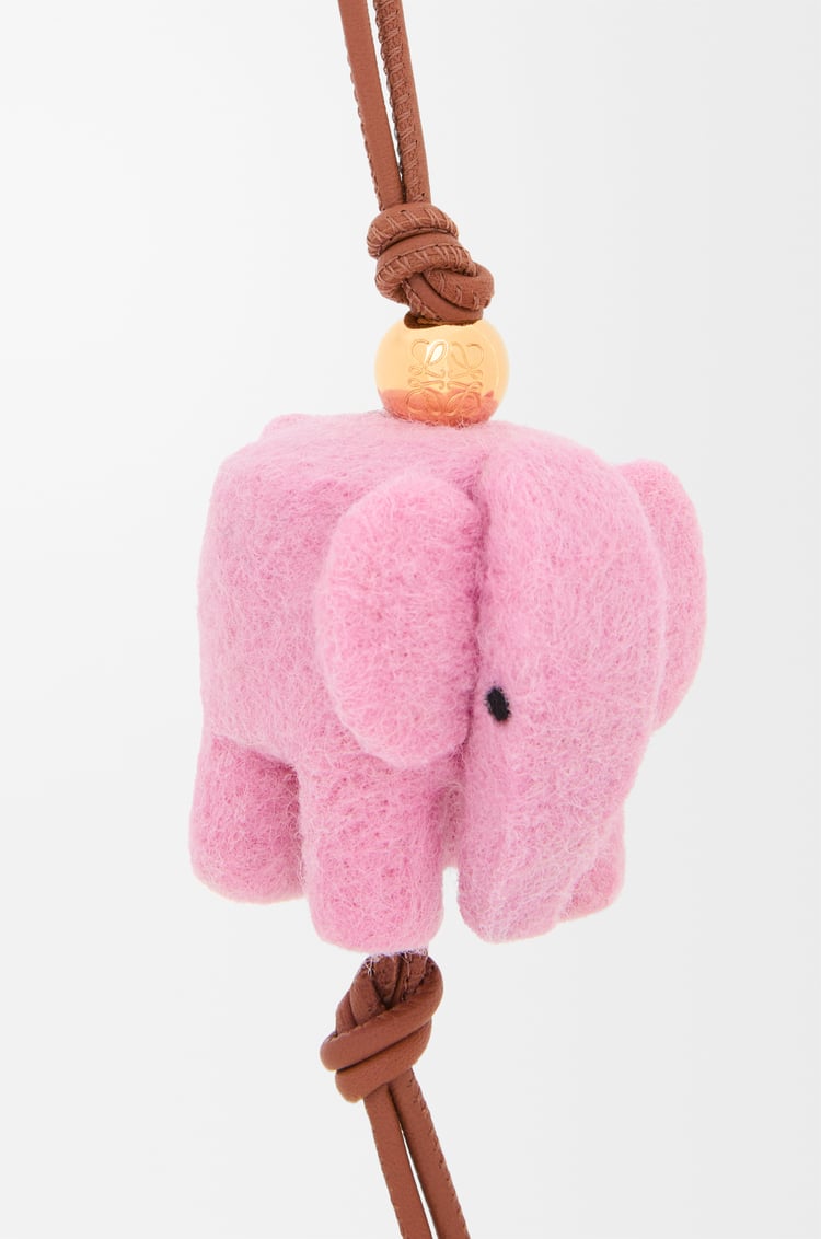 LOEWE Charm Elephant en fieltro y piel de ternera Rosa