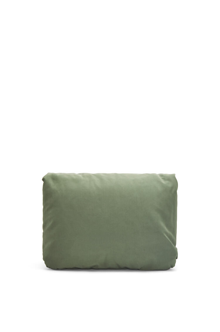 LOEWE Bolso Goya Puffer Messenger en nailon y piel de ternera Verde Caqui