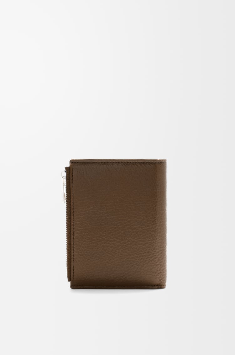 LOEWE Slim compact wallet in deerskin Tundra