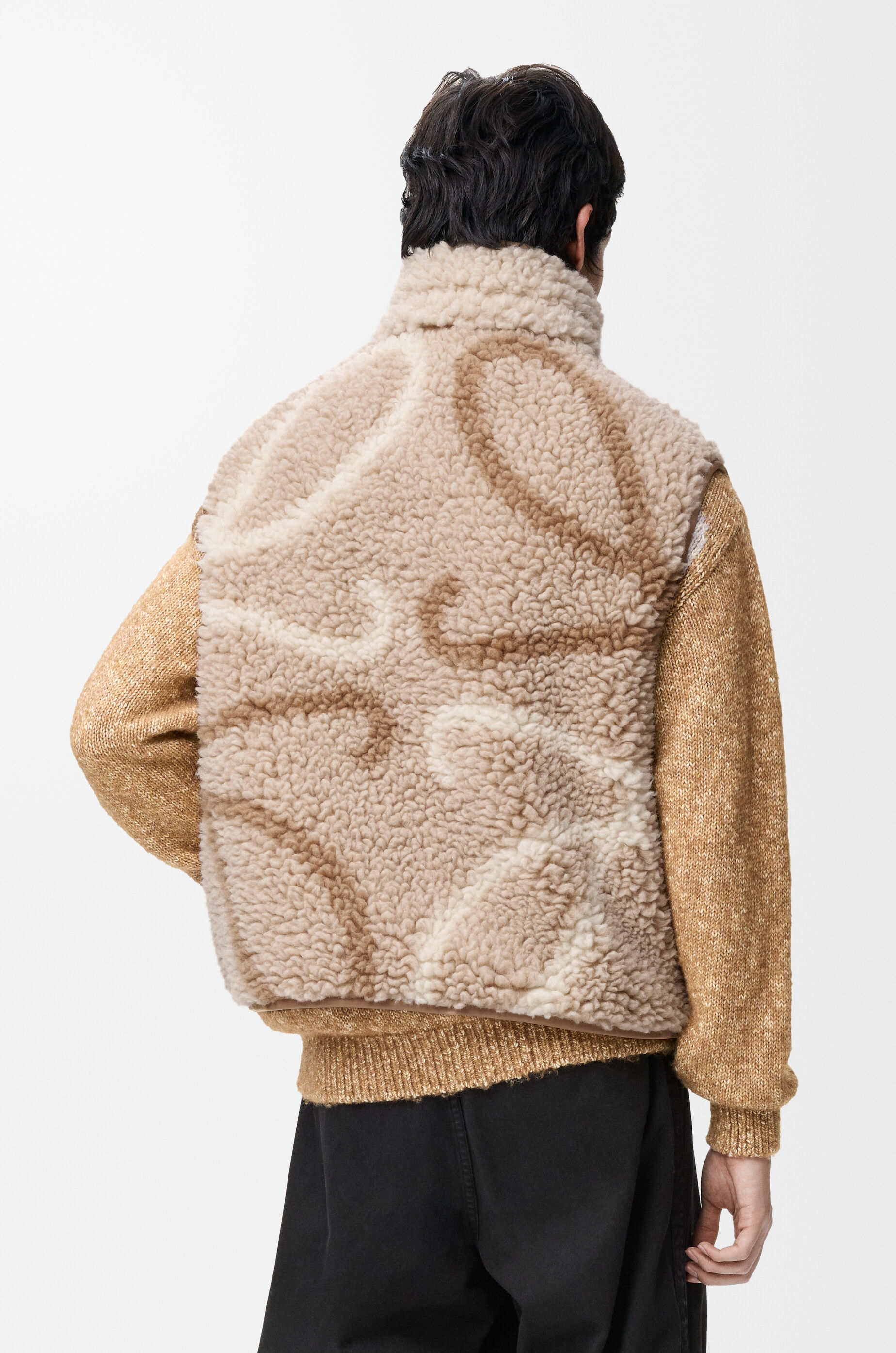 ロエベ　ベスト　LOEWE　ムートン　羊革　ベージュ　44　XL相当 LOEWE - LOEWE Shearling Aviator Jacket ムートンジャケットの通販 by