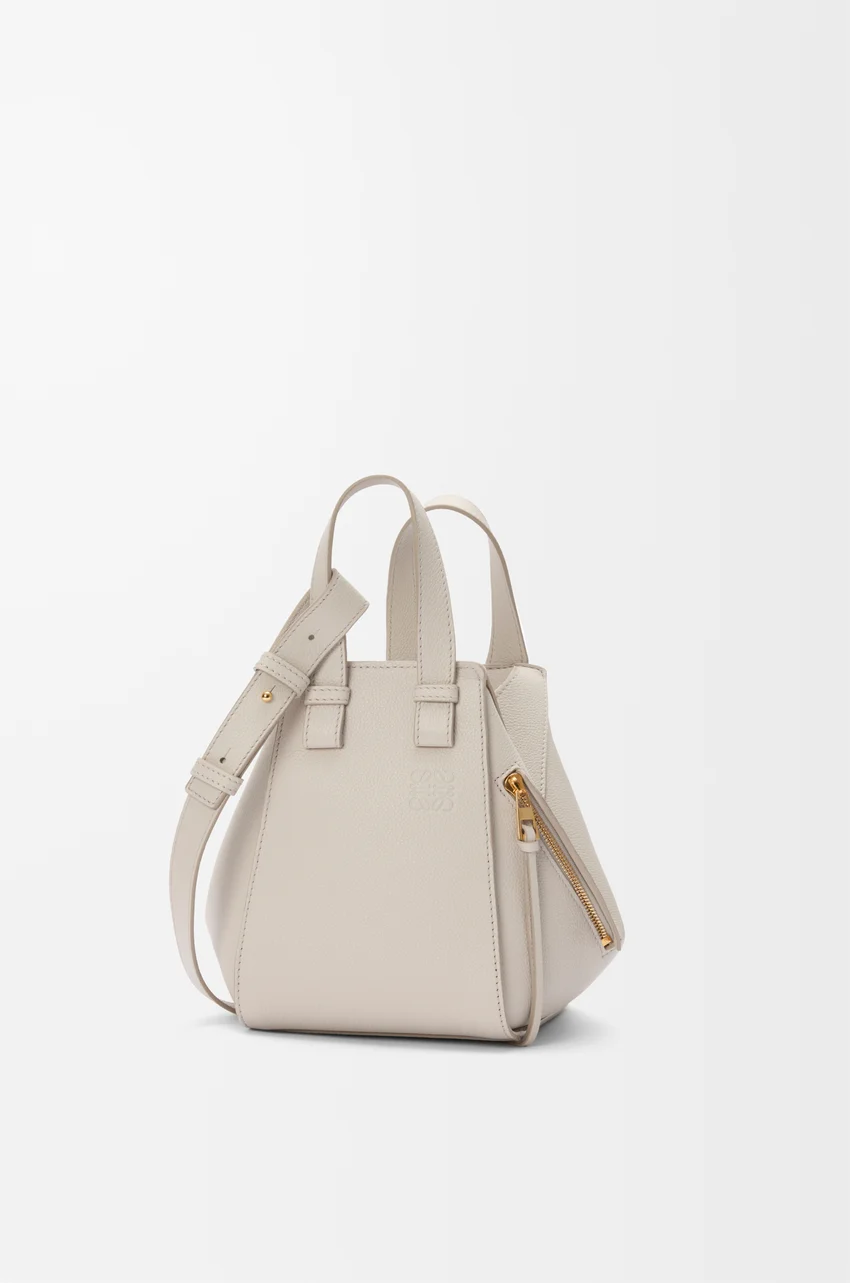 Compact Hammock bag in soft grained calfskin