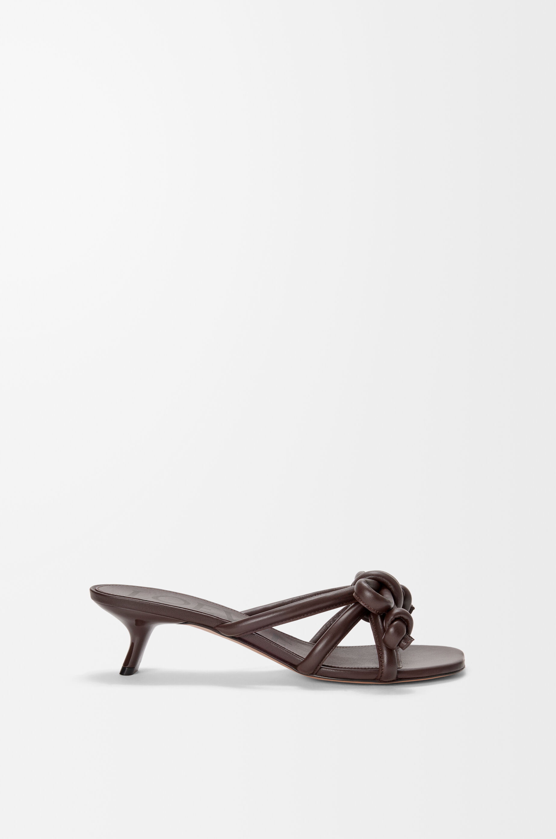 フラメンコ ノット サンダル（ラム） ブラウン - LOEWE Japan official