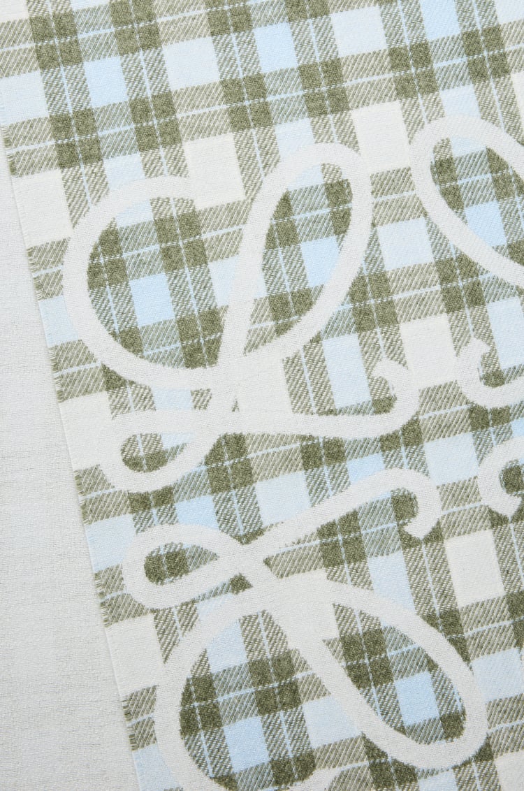 LOEWE アナグラム スカーフ（シルク&カシミヤ） ライトグレー/マルチカラー
