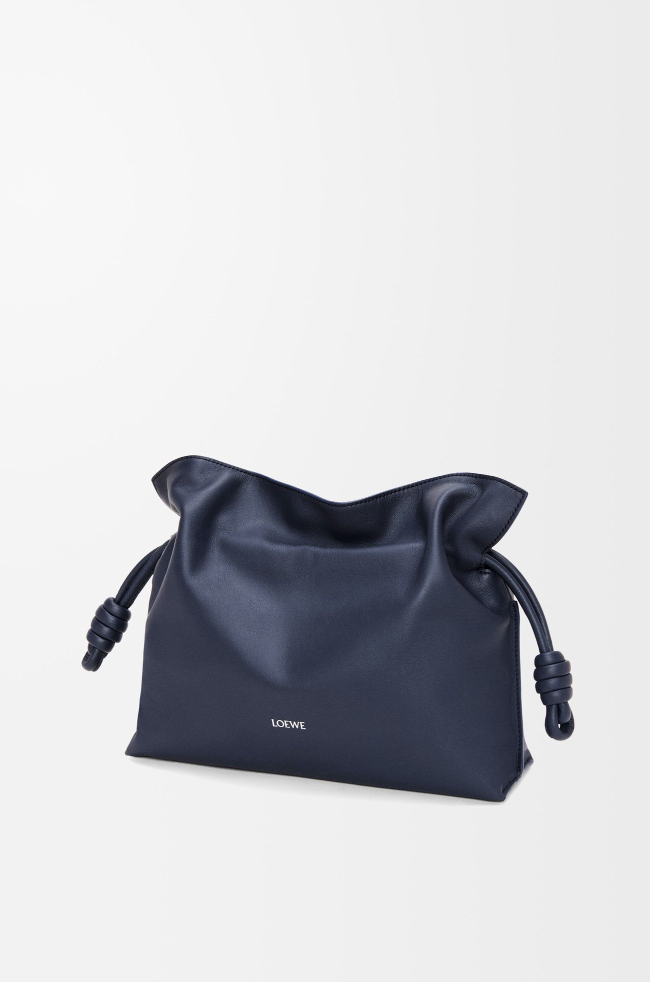 LOEWE Bolso Flamenco Clutch mediano en piel napa de ternera Azul Abismo plp_rd