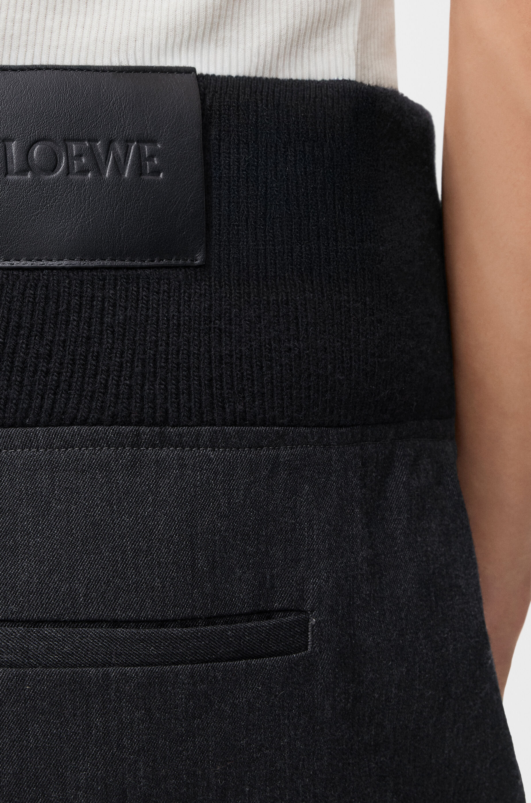 Trousers in wool Grey - LOEWE