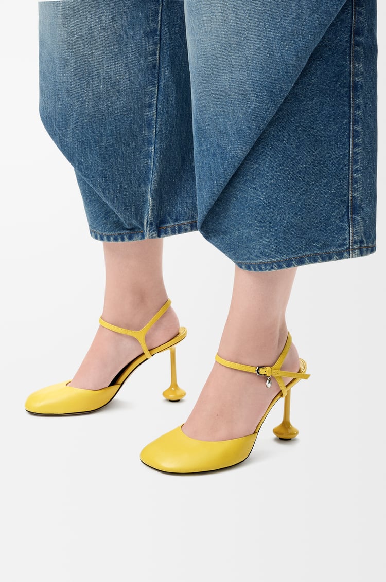 LOEWE Toy ankle strap pump in lambskin Dandelion