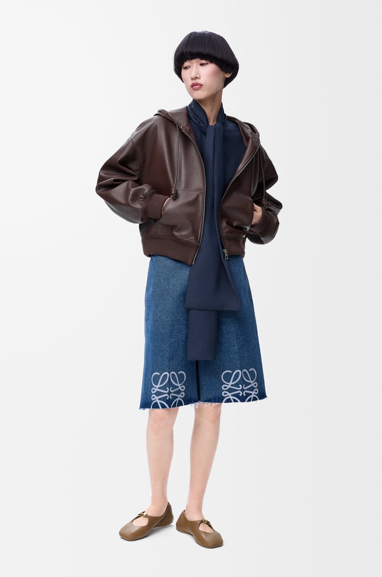 LOEWE Pantalón corto Anagram en denim Azul Vaquero