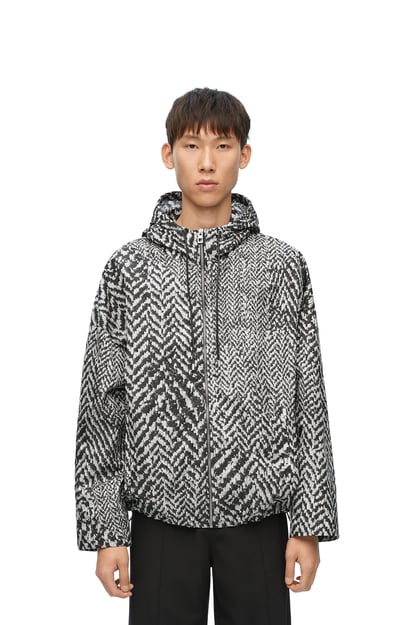 LOEWE Hooded jacket in nylon 黑色/白色 plp_rd