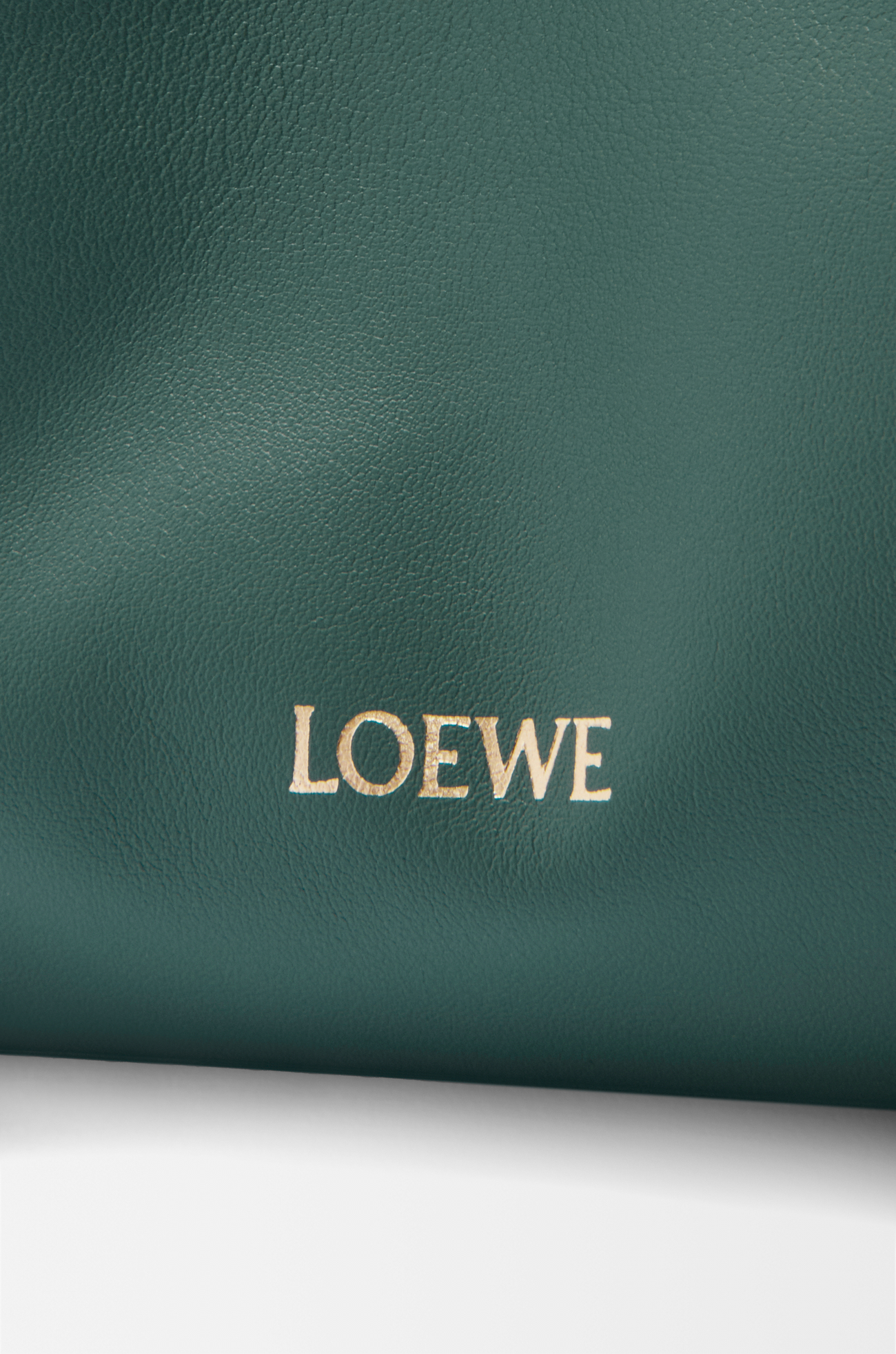 LOEWE Bolso Flamenco Clutch mini en piel napa de ternera Vetiver plp_rd