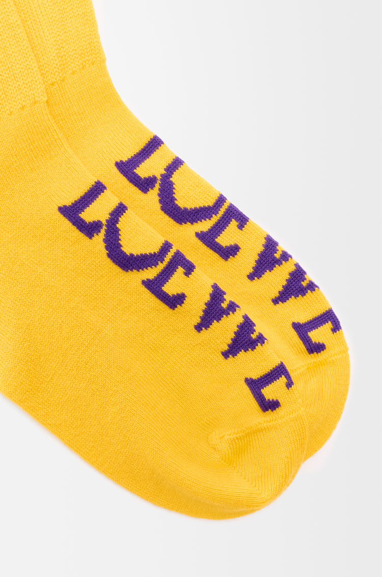 LOEWE Calcetines en lana Amarillo
