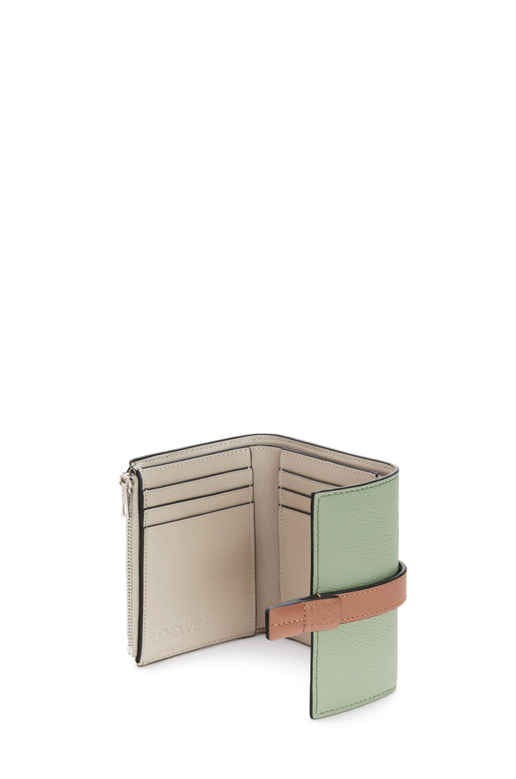 LOEWE Small vertical wallet in soft grained calfskin Rosemary/Tan