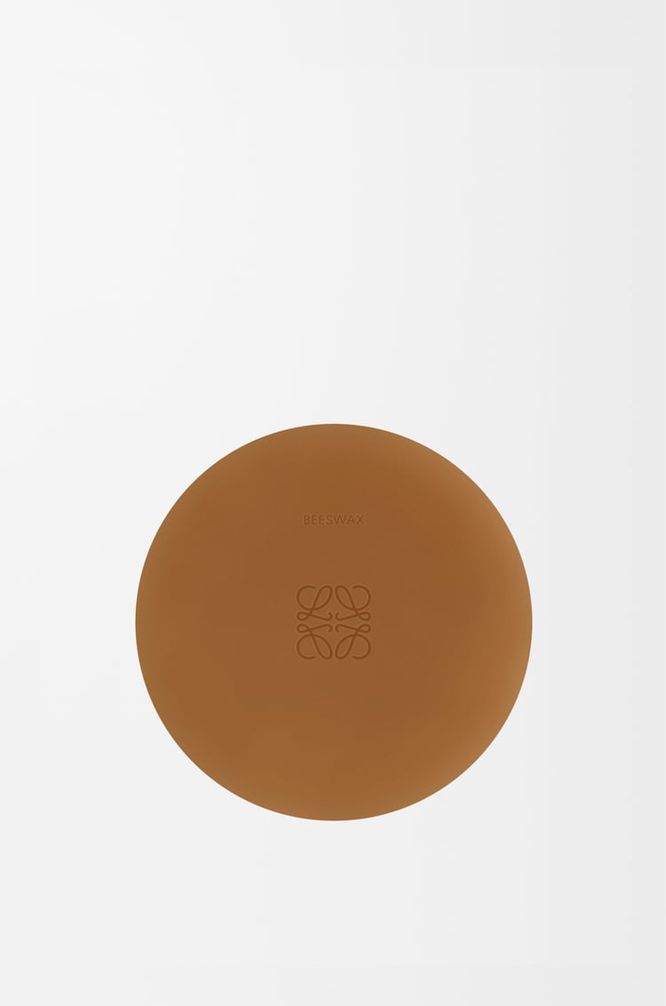 LOEWE Vela mediana de cera de abeja de color bronce Ámbar
