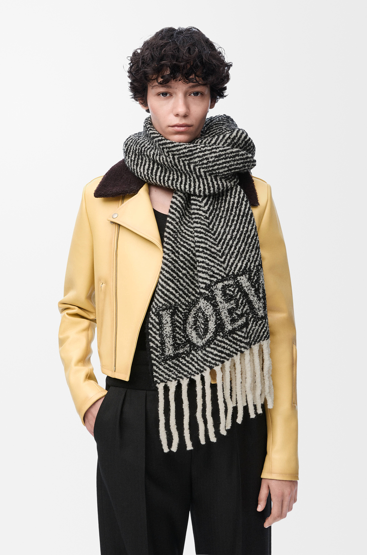 LOEWE Bufanda LOEWE en mezcla de alpaca y lana Negro/Blanco