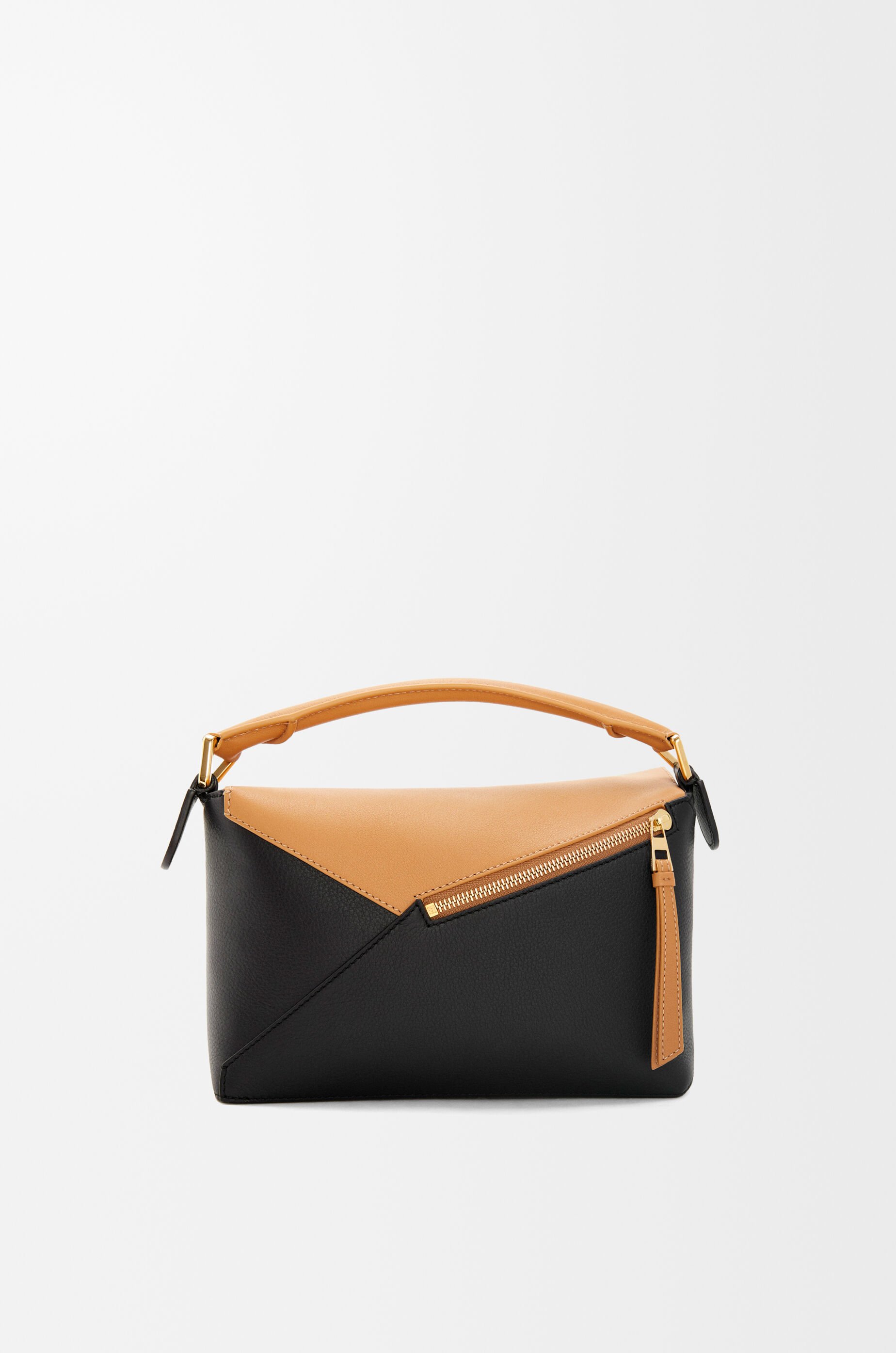 パズルバッグ スモール（クラシックカーフ） ベージュ - LOEWE