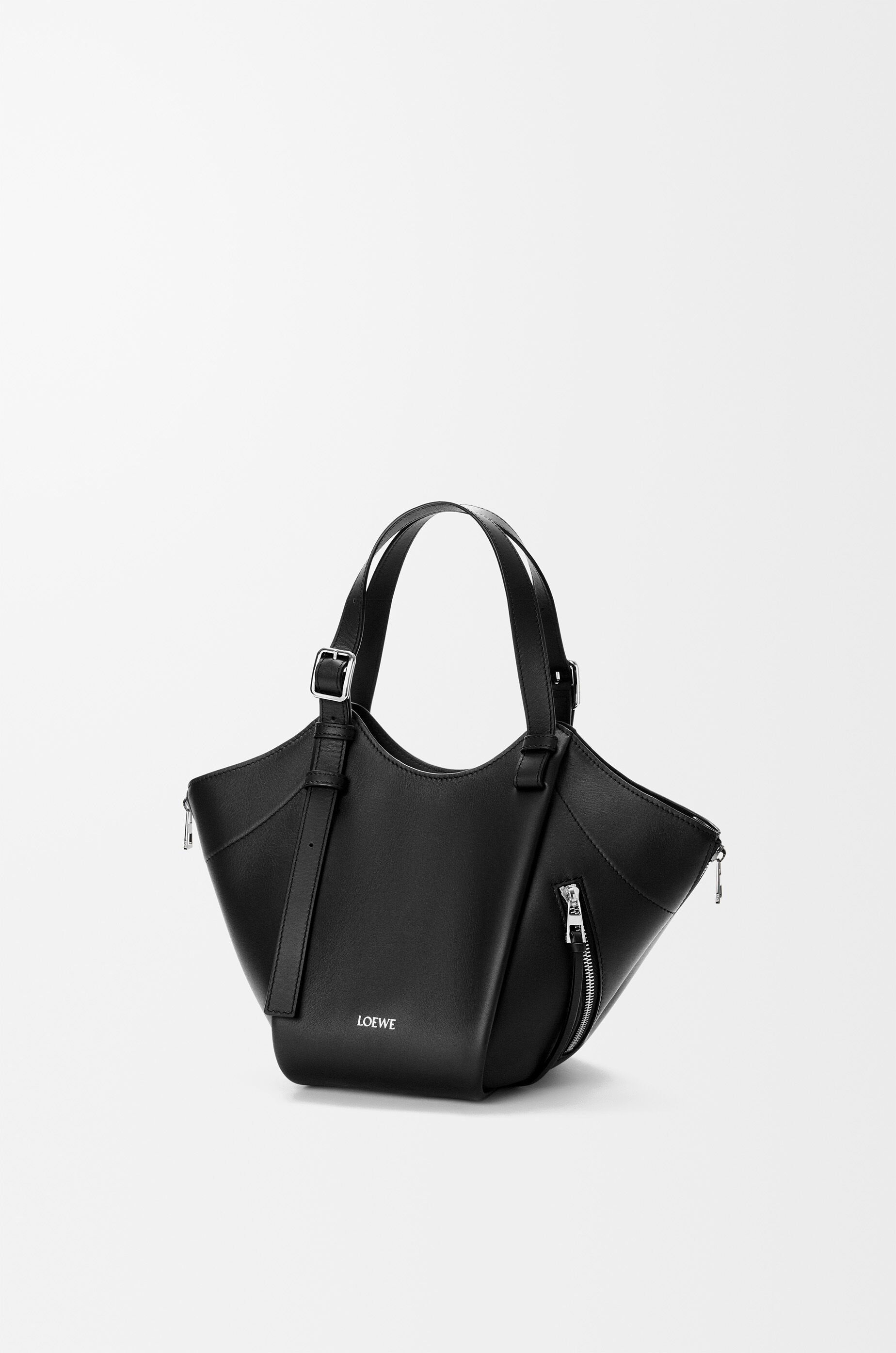 ハンモック フリップ バッグ（クラシックカーフ） ブラック - LOEWE