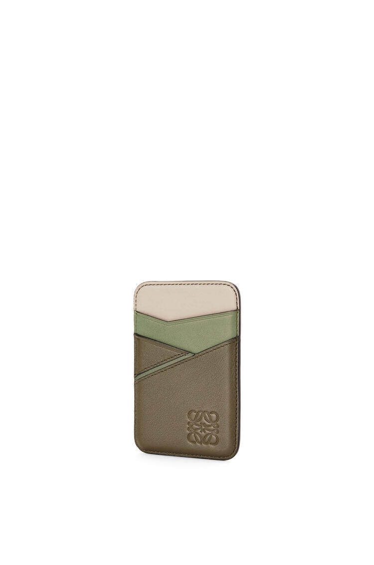 LOEWE Puzzle magnet cardholder in classic calfskin Autumn Green/Avocado Green