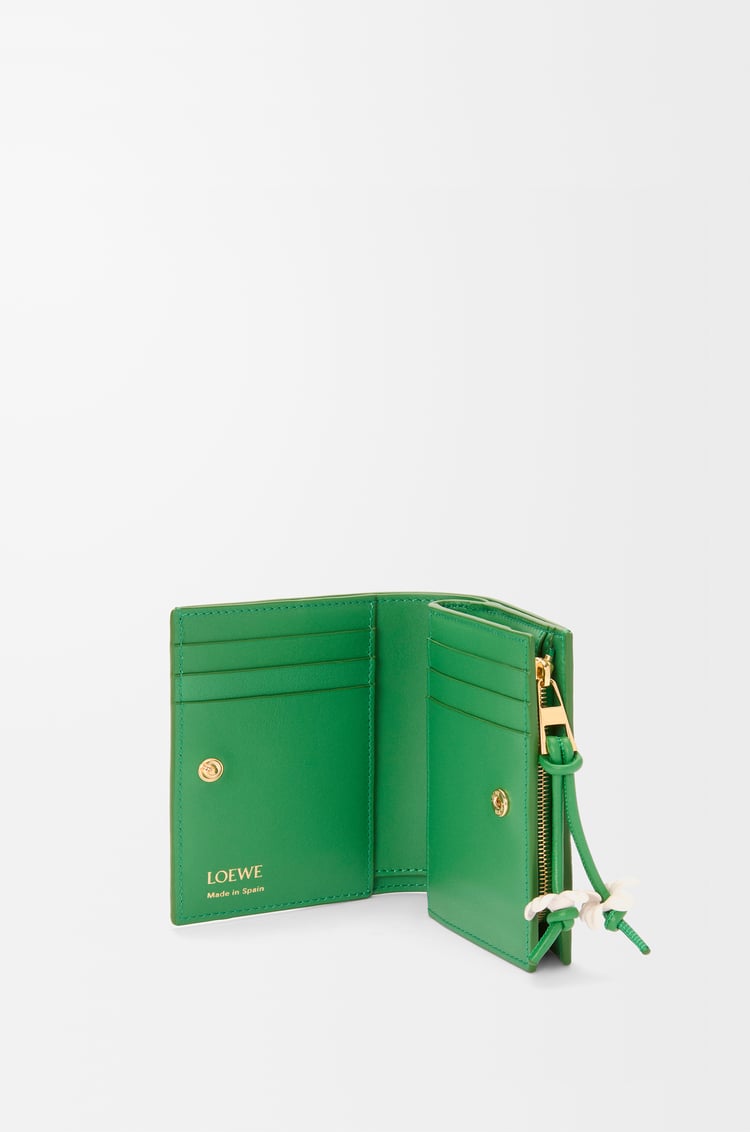 LOEWE コンパクト ウォレット（シャイニーナパカーフ） トロピカルグリーン/ホワイト