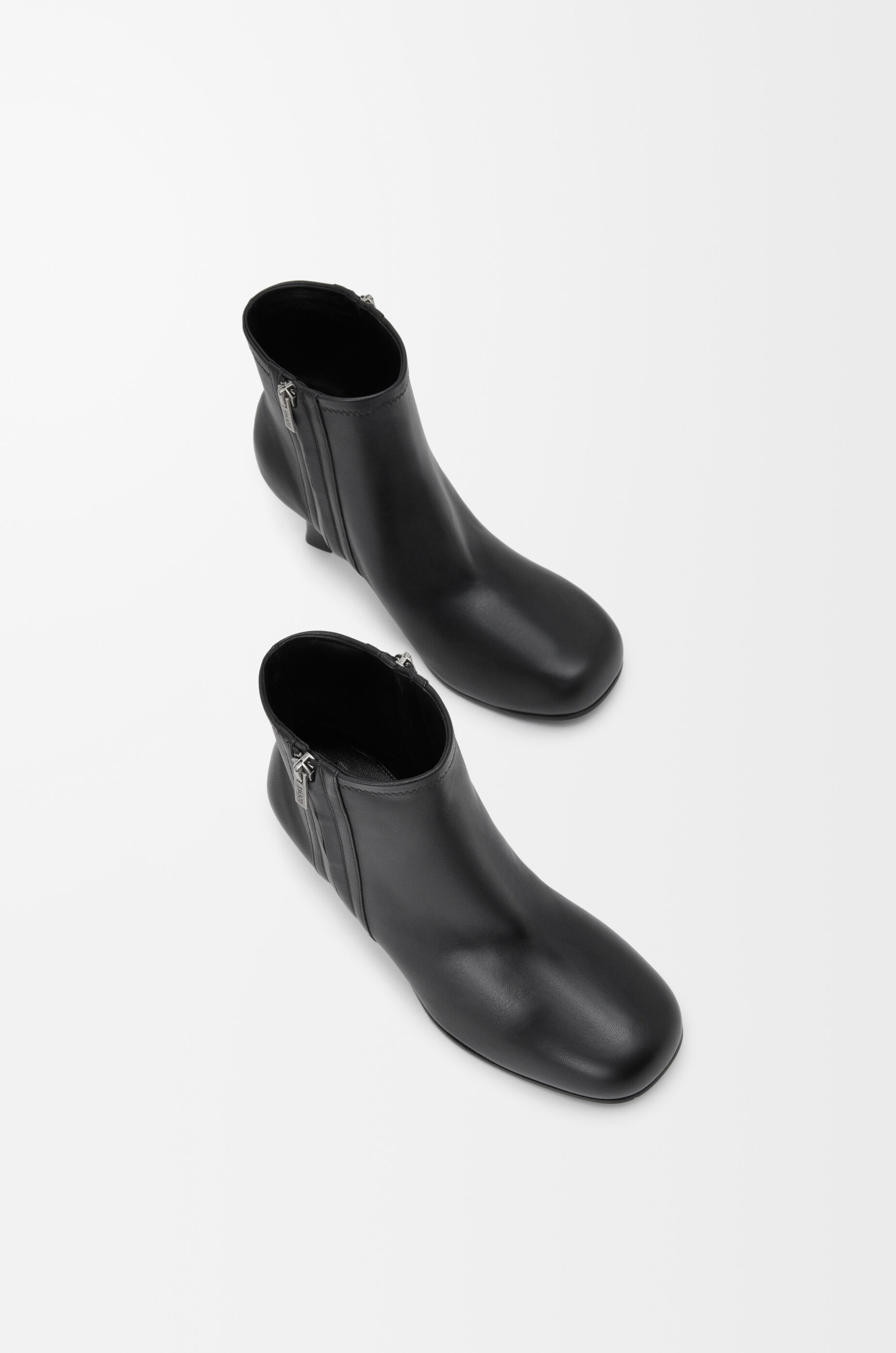 ボビン アンクルブーツ（ナパラム） ブラック - LOEWE