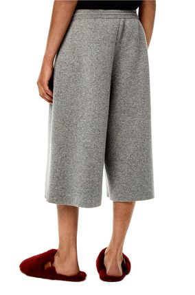 LOEWE 羊毛和羊绒针织短裤 灰色 plp_rd