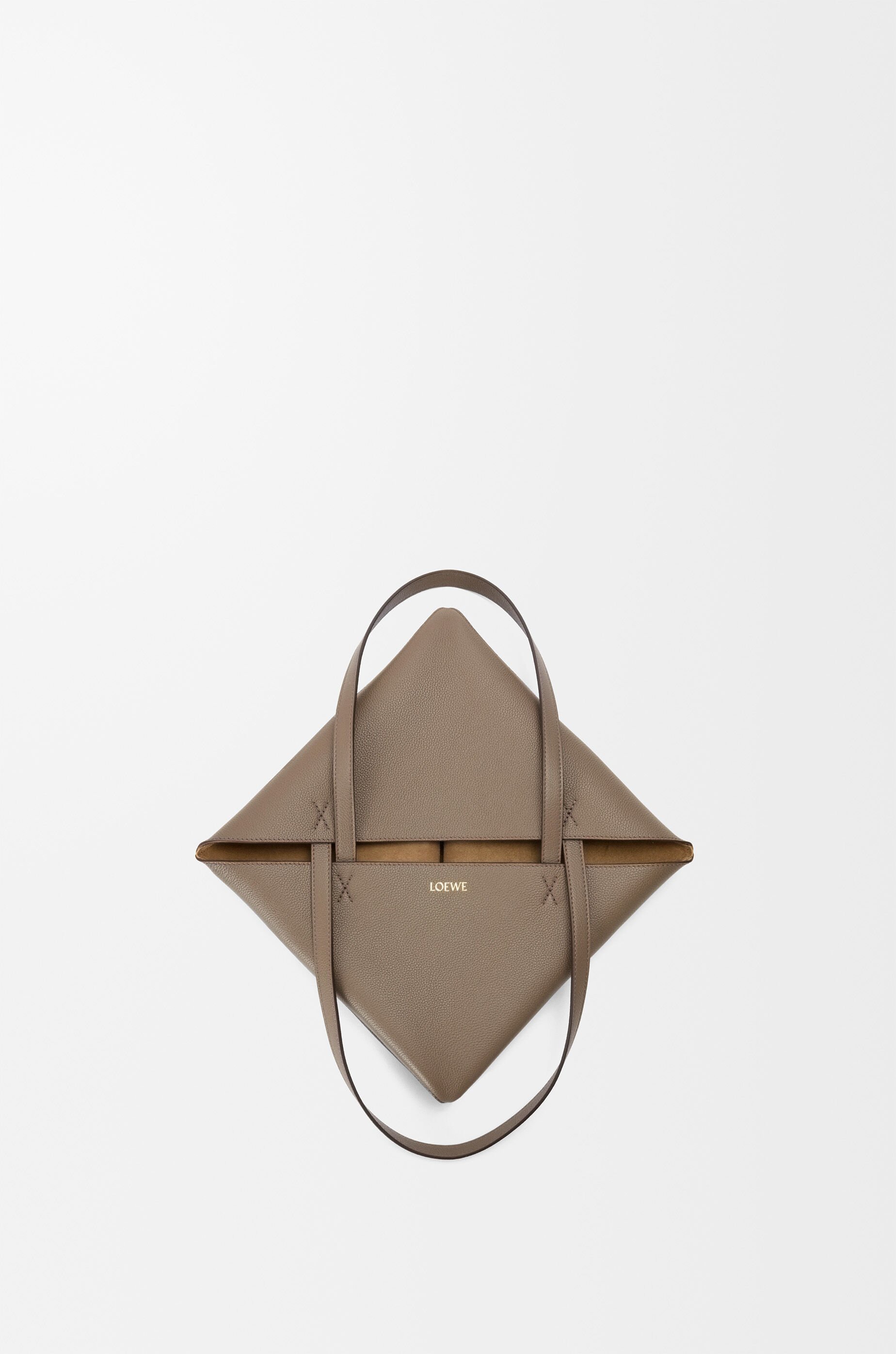 パズルフォルド トート ミディアム（ソフトグレインカーフ） ブラウン