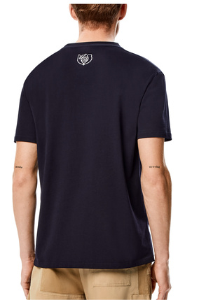 LOEWE Camiseta de algodón orgánico bordada Azul Ultramarino plp_rd