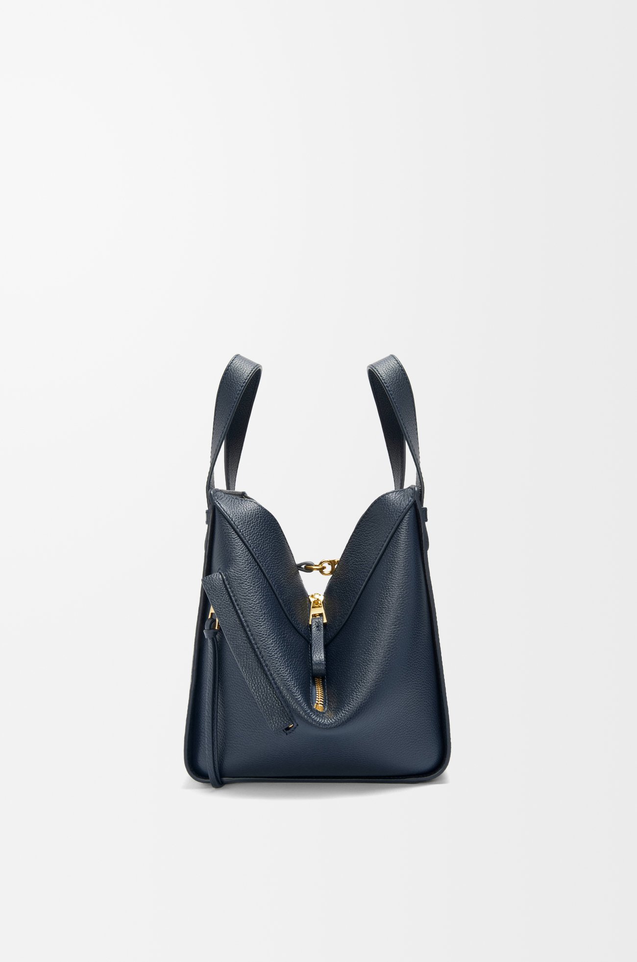 LOEWE 柔軟粒面小牛皮 Hammock 小巧包款 深海軍藍
