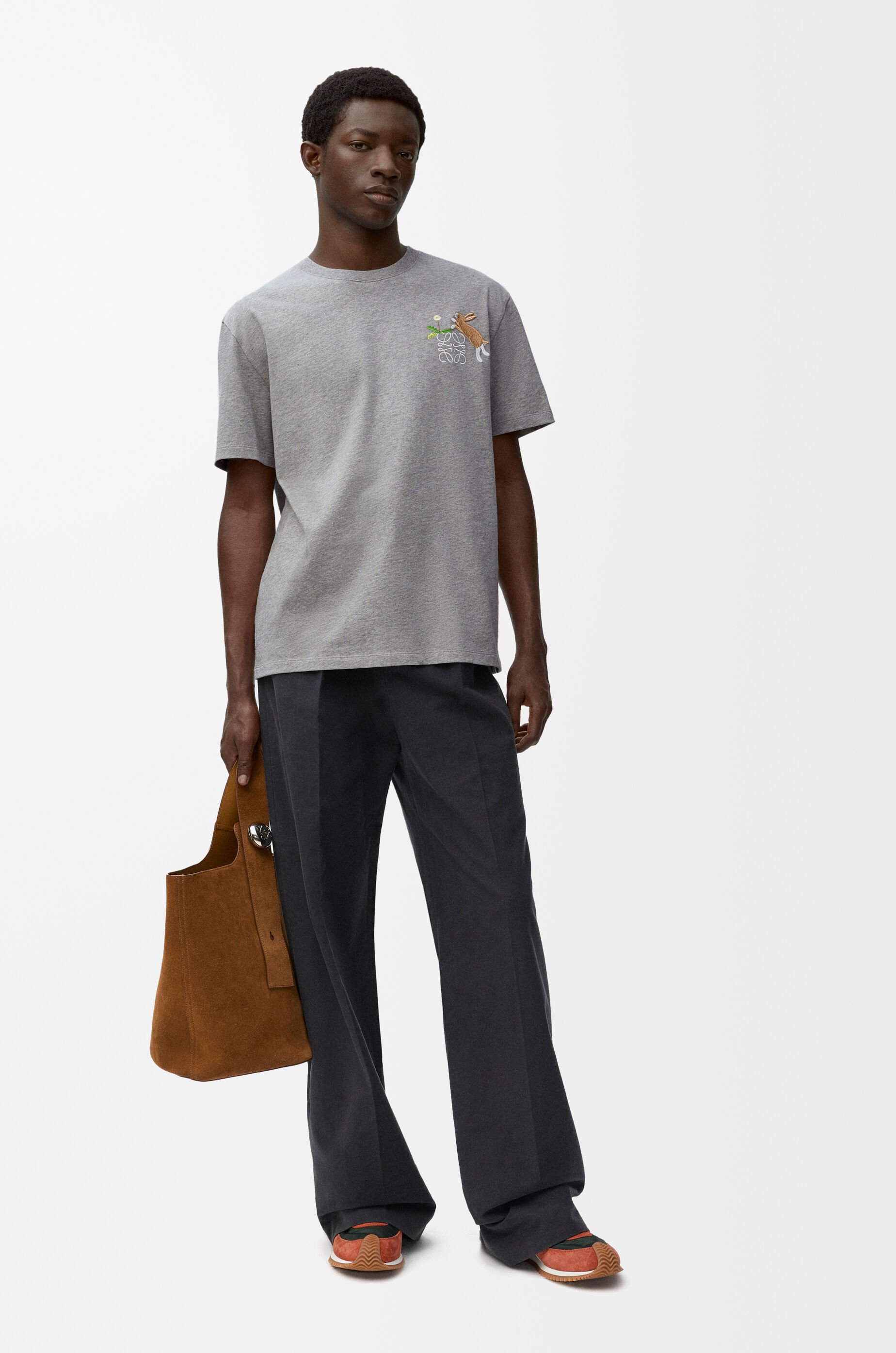 リラックスフィット Tシャツ（コットン） ブラック - LOEWE