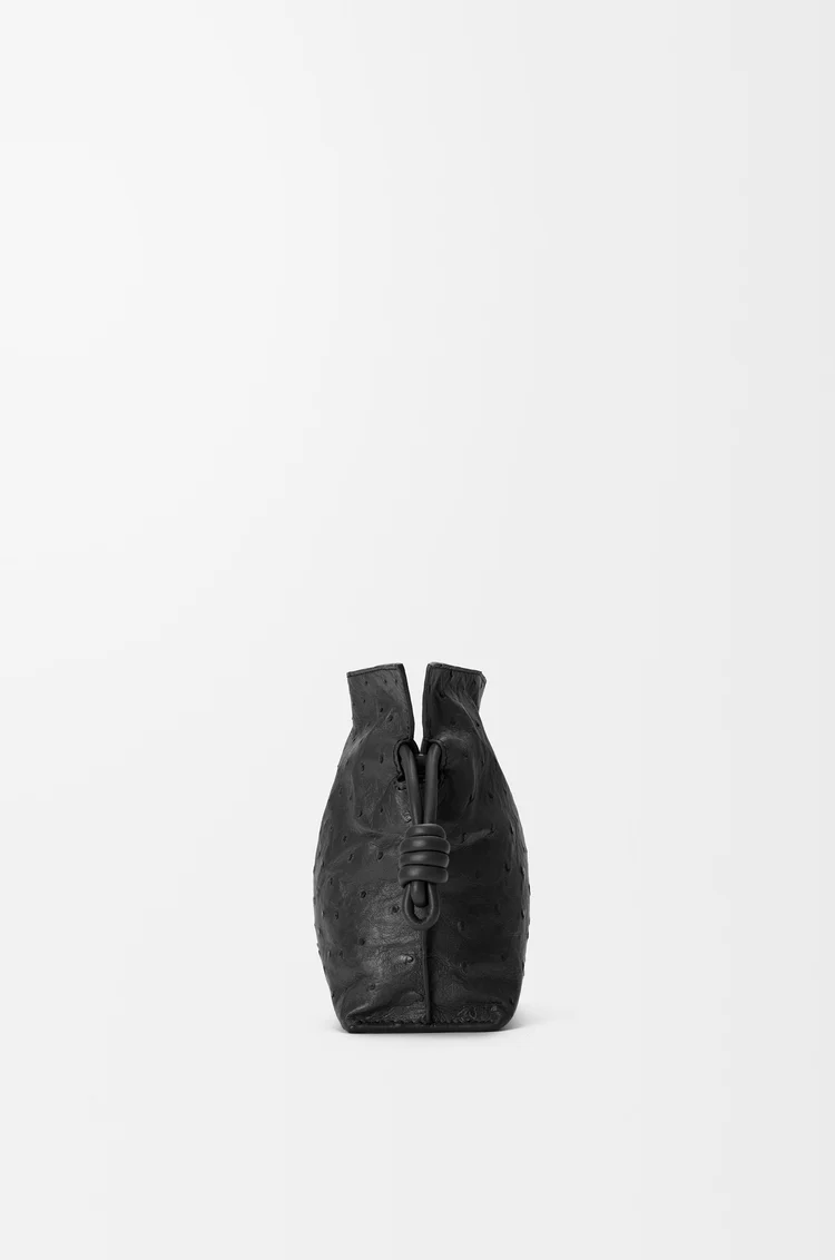 LOEWE Mini Flamenco clutch en cuir d'autruche Noir