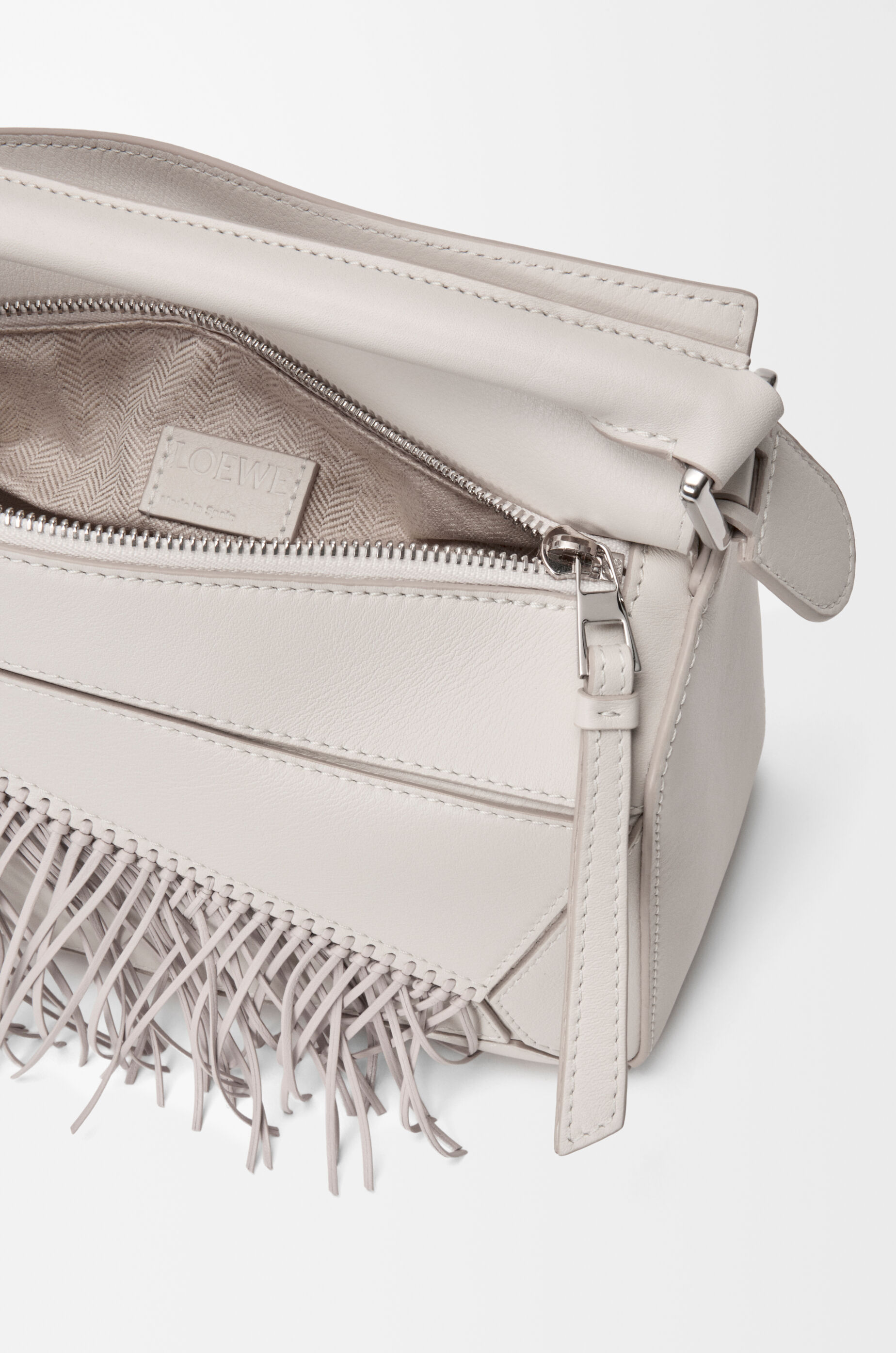 Fringe small Puzzle bag in classic calfskin White - LOEWE USA