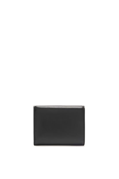 LOEWE Puffer Anagram Trifold-Brieftasche aus glänzendem Nappa-Kalbsleder Schwarz plp_rd
