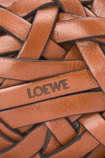 LOEWE Nest woven paperweight in stone and calfskin Tan plp_rd
