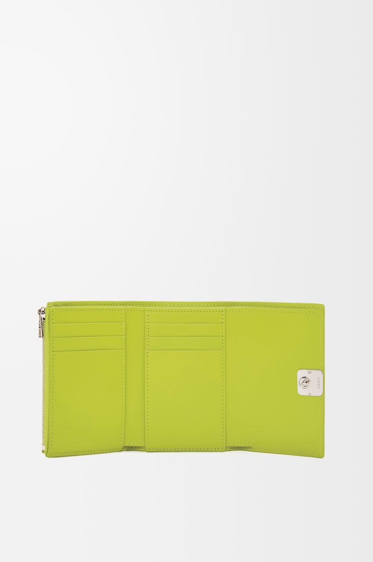 LOEWE アナグラム バーティカル ウォレット スモール（ペブルグレインカーフ） メドウグリーン