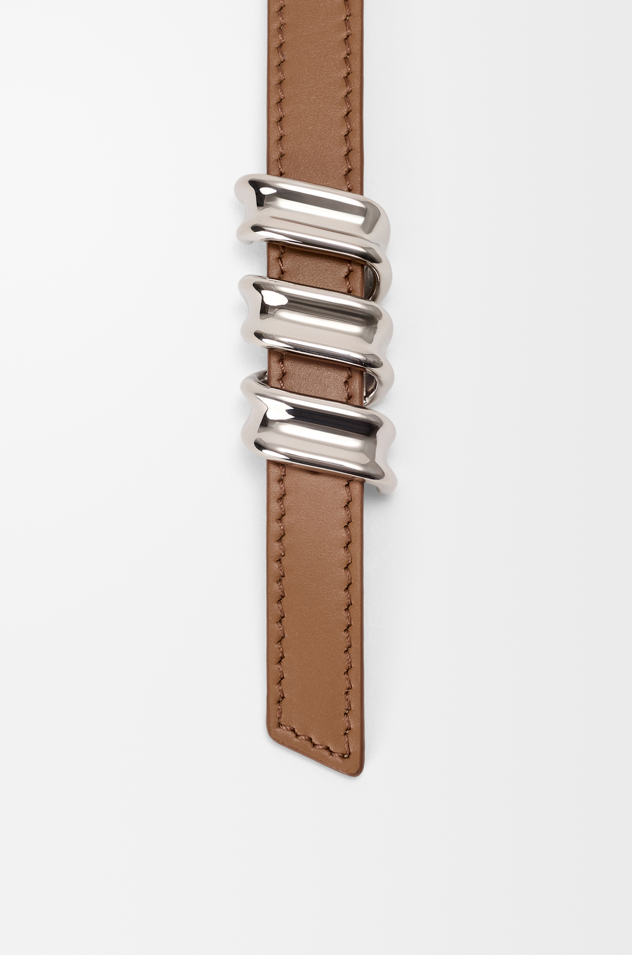 LOEWE Cinturón Coil reversible en piel de ternera lisa Moca/Beige/Plateado