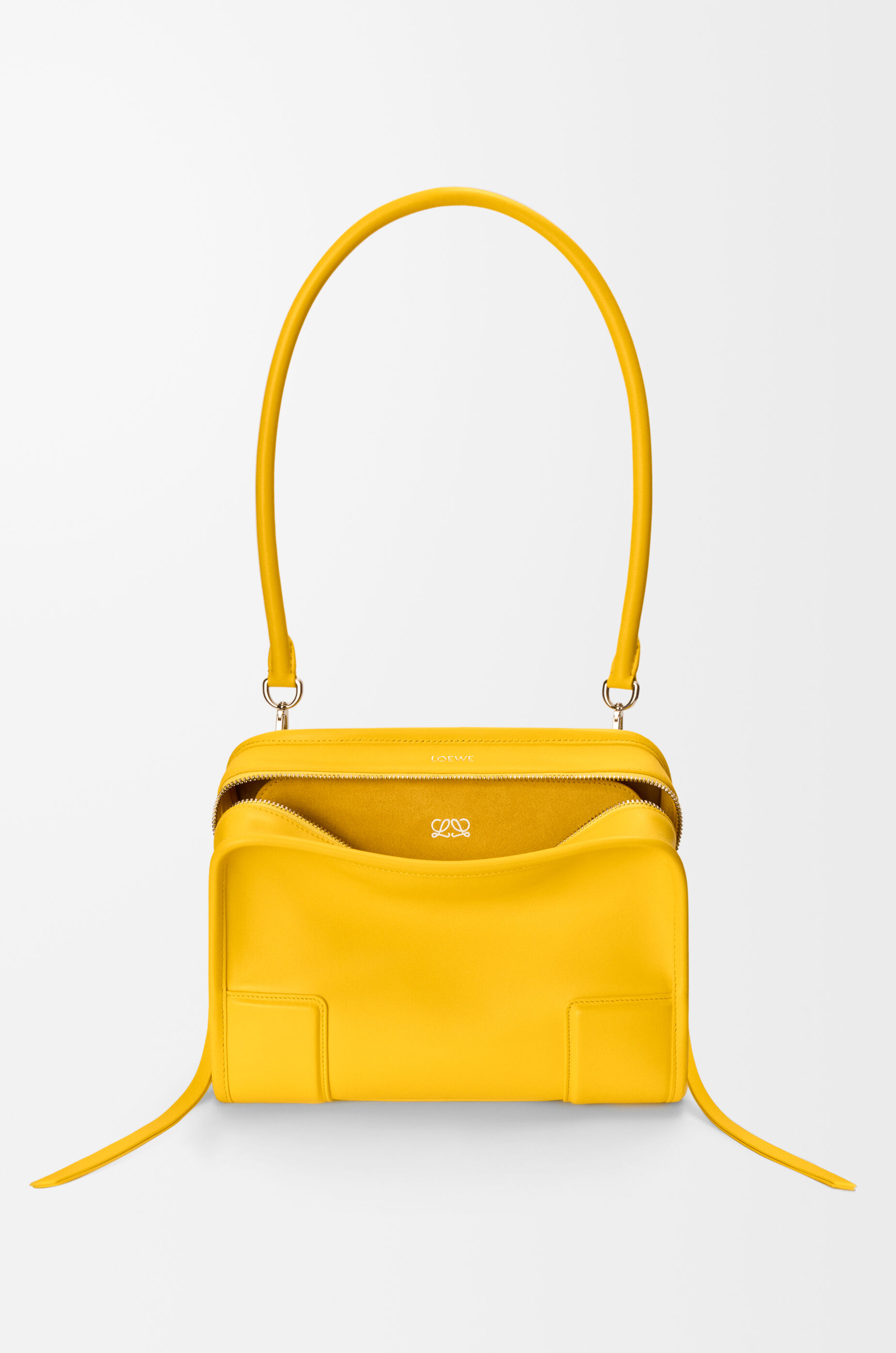 アマソナ180 バッグ スモール（ソフトカーフ） イエロー - LOEWE Japan